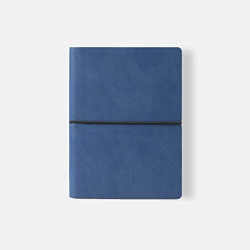 Ciak Agenda Piccola Giornaliera 2021 Classic, Copertina in Finta Pelle Liscia e Chiusura ad Elastico, Agenda Piccola Giornaliera Fatta a mano, Colore Blu, Dimensioni 9 x 13 cm