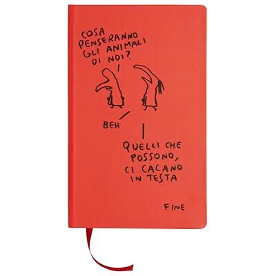 Design24 Taccuino GLI SCARABOCCHI DI MAICOL&MIRCO Grafica "Cacca", Copertina Rossa con Elastico Nero, 240 Pagine Bianche, Carta 70gr 100% Ecologica, 13x21cm Design24 Taccuino GLI SCARABOCCHI DI MAICOL&MIRCO Grafica "Cacca", Copertina Rossa con Elastico Nero, 240 Pagine Bianche, Carta 70gr 100% Ecologica, 13x21cm