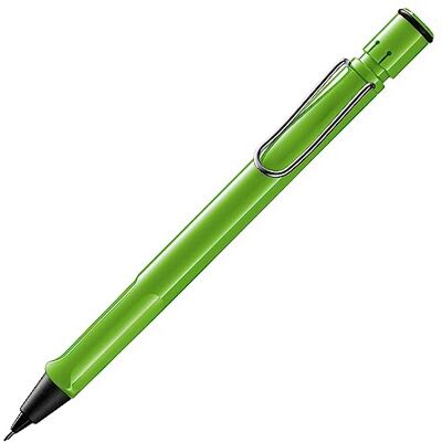 Lamy safari green Matita meccanica con impugnatura ergonomica e corpo in plastica robusta ASA -ideale per disegnare e scrivere -ricambio M 41 a tratto fine 0,5 mm e punta per cancellare inclusi Lamy safari green Matita meccanica con impugnatura ergonomica e corpo in plastica robusta ASA -ideale per disegnare e scrivere -ricambio M 41 a tratto fine 0,5 mm e punta per cancellare inclusi