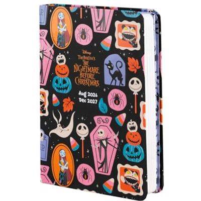 Grupo Erik Agenda Settimanale 2026 2027 A6 The Nightmare Before Christmas Diario Scuola 2026 2027 per Università e Scuola Superiore Weekly Planner con Copertina Rigida, Stickers e Tasca Interna Grupo Erik Agenda Settimanale 2026 2027 A6 The Nightmare Before Christmas Diario Scuola 2026 2027 per Università e Scuola Superiore Weekly Planner con Copertina Rigida, Stickers e Tasca Interna