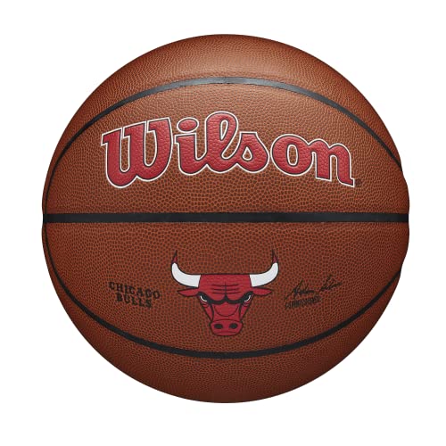 Wilson Pallone da Basket NBA TEAM COMPOSITE BSKT, Utilizzo Indoor/Outdoor, Pelle Composita, Misura 7, Marrone (Chicago Bulls)