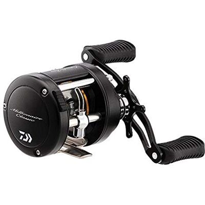 Daiwa Millionaire Classic Utd Casting Reel, 5.1: Rapporto di trasmissione, 24.5 "Recupera Tasso di recupero, 4,1 kg Max Drag, H/MH azione, mano destra Daiwa Millionaire Classic Utd Casting Reel, 5.1: Rapporto di trasmissione, 24.5 "Recupera Tasso di recupero, 4,1 kg Max Drag, H/MH azione, mano destra