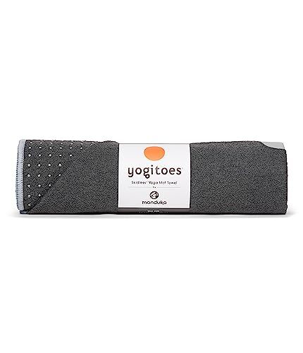 Manduka Yogitoes Asciugamano da yoga antiscivolo e ad asciugatura rapida, per yoga caldo, con impugnatura inferiore in gomma, sottile e leggero, 170 cm, grigio