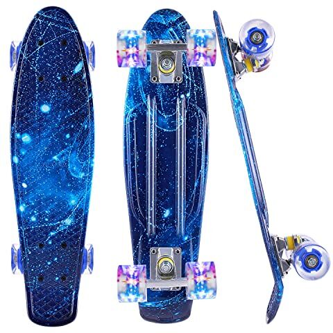 Caroma Skateboard Bambina, 22" Mini Cruiser Skateboard per Ragazzo, Ragazza, Principianti, Adulti con PU Ruote Illuminate a LED con durezza 82A e Cuscinetto ABEC-7 (blu scuro)