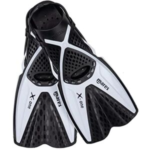 Mares X-One Junior Pinne snorkeling corte per bambini, scarpetta aperta perforata, cinghia senza fibbia, comfort e prestazioni acquatiche Mares X-One Junior Pinne snorkeling corte per bambini, scarpetta aperta perforata, cinghia senza fibbia, comfort e prestazioni acquatiche