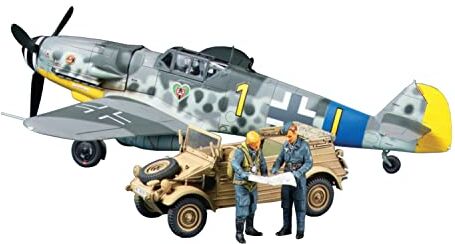 Tamiya 1:48 Dt. BF109 G-6 & camion 82 Modellino di modello, kit di montaggio in plastica, riproduzione dettagliata