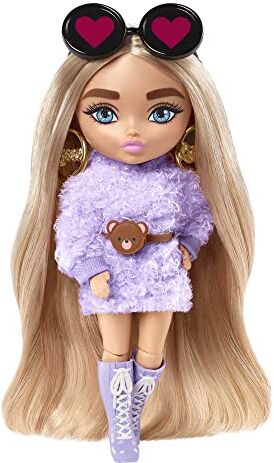 Barbie Extra Minis Mini Bambola Articolata con Vestito Lilla, Occhiali a Cuore e Morbidi Capelli Biondi, Giocattolo per Bambini 3+ Anni,