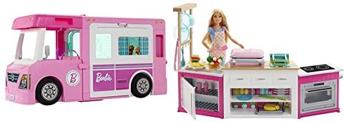 Barbie Camper dei Sogni Veicolo 3 in 1 Trasformabile con Piscina Pick-Up e Barca 50 Accessori & Cucina da Sogno con Bambola, 5 Aree di Gioco, Pasta Modellabile, Luci e Suoni