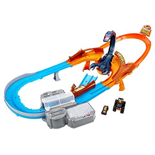 Hot Wheels Attacco allo Scorpione Gigante con Veicolo Monster Truck e Macchinina, Giocattolo per Bambini 4+Anni, Imballaggio Standard,