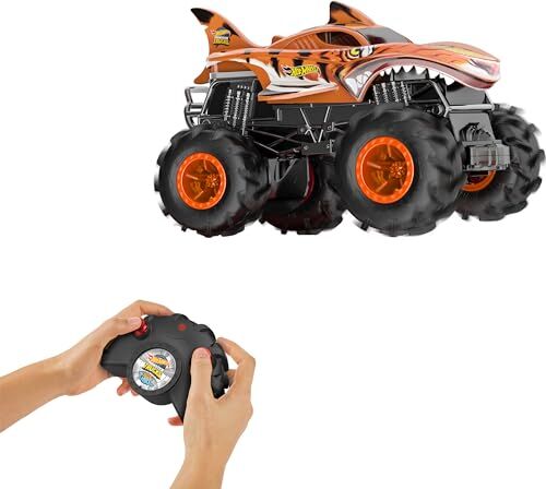 Hot Wheels Monster Trucks Tiger Shark RC, Truck radiocomandato in Scala 1:24 con trazione Integrale e penumatici Terrain Action per Tutti i Tipi di Terreno, Giocattolo per Bambini, 4+ Anni,