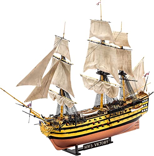 Revell , Modellino di Nave 1: 225, Set Regalo “Battaglia di Trafalgar”, Livello 4, Riproduzione Fedele all'originale con Molti Dettagli, Barca a Vela HMS Victory, con Accessori Base e Poster, 05767