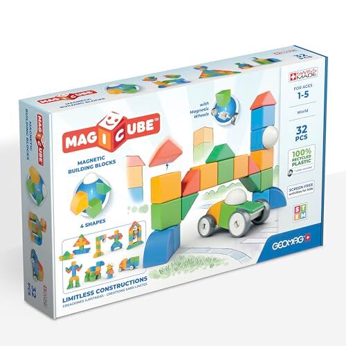 Geomag MAGICUBE 32 Pezzi Mattoncini Magnetici da Impilare per Bambini da 1 Anno 4 Colori e Forme con Ruote Magnetiche 100% Plastica Riciclata Giocattolo Educativo Made in Svizzera
