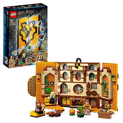 Lego Harry Potter Stendardo della Casa Tassorosso da Parete, Giocattolo Sala Comune del Castello di Hogwarts con 3 Minifigure e Mandragola, Giochi da Collezione e Viaggio per Bambini e Bambine