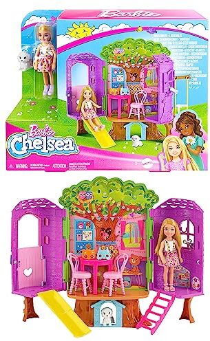 Barbie Chelsea Casa sull'albero, Playset con bambola Chelsea con abito floreale e cagnolino, la casa include mobili, scivolo, altalena e 10+ accessori, giocattolo per bambini, 3+ anni,