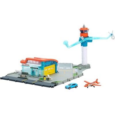 Matchbox Decollo in Aeroporto, playset con torre di controllo e controller, pista, hangar e due veicoli, include un aereo e 1 Audi in scala 1:64, giocattolo per bambini, 3+ anni, Matchbox Decollo in Aeroporto, playset con torre di controllo e controller, pista, hangar e due veicoli, include un aereo e 1 Audi in scala 1:64, giocattolo per bambini, 3+ anni,