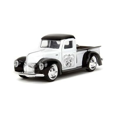Jada Toys Disney Auto Steamboat Willie Ford Pick-up 1941 (13,5 cm) Modellino auto in metallo con porte apribili, veicolo giocattolo per appassionati di Topolino e bambini a partire dagli 8 anni in Jada Toys Disney Auto Steamboat Willie Ford Pick-up 1941 (13,5 cm) Modellino auto in metallo con porte apribili, veicolo giocattolo per appassionati di Topolino e bambini a partire dagli 8 anni in