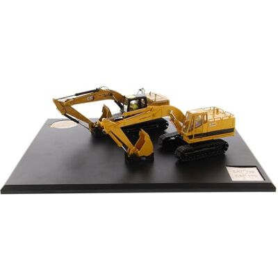 Diecast Masters Escavatore Caterpillar Cat Evolution Set con Libro Cat 225 e Cat 323, Scala 1:50, Circa 6,3 x 8,0 x 16,3 cm, da 14 Anni Diecast Masters Escavatore Caterpillar Cat Evolution Set con Libro Cat 225 e Cat 323, Scala 1:50, Circa 6,3 x 8,0 x 16,3 cm, da 14 Anni