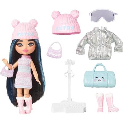 Barbie Extra Minis Fly, mini bambola viaggiatrice alta 14 cm con look invernale, abito alla moda con stampa pastello e accessori a tema inclusi, giocattolo per bambini, 3+ anni, Barbie Extra Minis Fly, mini bambola viaggiatrice alta 14 cm con look invernale, abito alla moda con stampa pastello e accessori a tema inclusi, giocattolo per bambini, 3+ anni,