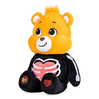 Basic Fun Care Bears Halloween 22 cm FagioloPeluche Scheletro Orsetto Tenderheart, Simpatico Peluche da Collezione per Ragazzi e Ragazze, Piccolo Orsacchiotto Basic Fun Care Bears Halloween 22 cm FagioloPeluche Scheletro Orsetto Tenderheart, Simpatico Peluche da Collezione per Ragazzi e Ragazze, Piccolo Orsacchiotto