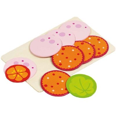 Goki Wurstaufschnitt, 8 Scheiben, 1 Salatblatt, 1 Tomatenscheibe Goki Wurstaufschnitt, 8 Scheiben, 1 Salatblatt, 1 Tomatenscheibe