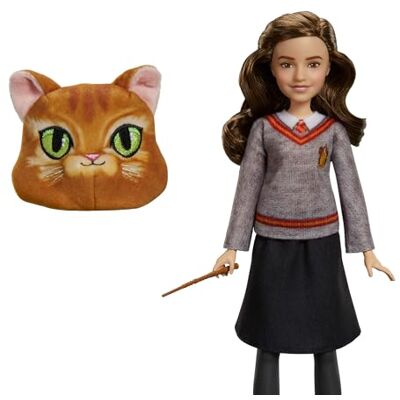 Mattel Harry Potter Pozione Polisucco e Hermione, set ispirato alla scena del film con bambola di Hermione in uniforme di Hogwarts, 13 accessori e bollicine inclusi, 6+ anni, Mattel Harry Potter Pozione Polisucco e Hermione, set ispirato alla scena del film con bambola di Hermione in uniforme di Hogwarts, 13 accessori e bollicine inclusi, 6+ anni,