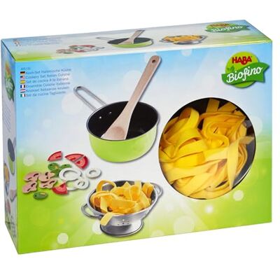 HABA Set Cucina Italiana, Accessori per la Cucina dei Bambini, con pentola e Molti Strumenti di Gioco, Giocattolo per Bambini dai 3 Anni in su, Perfetto per Giochi di Ruolo HABA Set Cucina Italiana, Accessori per la Cucina dei Bambini, con pentola e Molti Strumenti di Gioco, Giocattolo per Bambini dai 3 Anni in su, Perfetto per Giochi di Ruolo