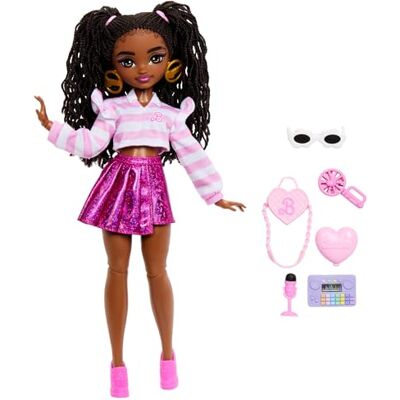 Barbie Dream Besties Brooklyn, bambola snodata dai capelli castani, polo a righe e gonna scintillante rosa con volant, accessori a tema danza inclusi, 4+ anni, Barbie Dream Besties Brooklyn, bambola snodata dai capelli castani, polo a righe e gonna scintillante rosa con volant, accessori a tema danza inclusi, 4+ anni,