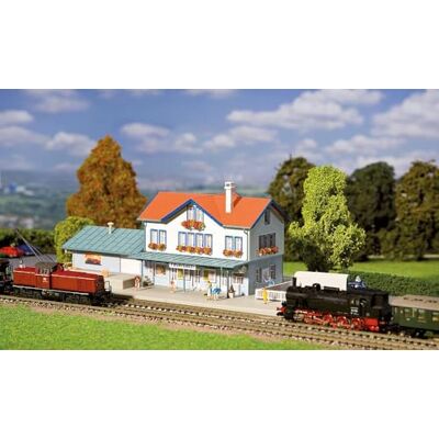 FALLER Modellismo Ferroviario, Stazione di Feuerbach FALLER Modellismo Ferroviario, Stazione di Feuerbach