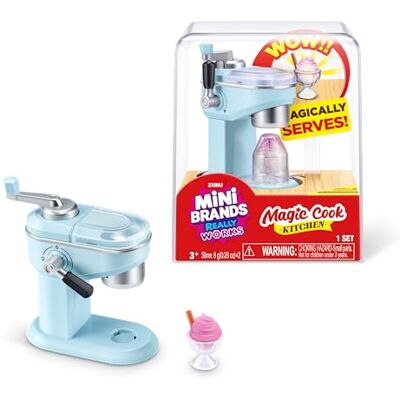 Mini Brands Magic Cook Kitchen Capsule Series 1 (Ice-Cream Maker) by ZURU: Capsule con mini elettrodomestici funzionanti, collezionabile non commestibile. Per bambini 8+, adolescenti, adulti Mini Brands Magic Cook Kitchen Capsule Series 1 (Ice-Cream Maker) by ZURU: Capsule con mini elettrodomestici funzionanti, collezionabile non commestibile. Per bambini 8+, adolescenti, adulti