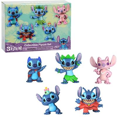 Disney Just Play Set di personaggi collezionabili di Lilo & Stitch della , 5 pezzi, personaggi da collezionabili alti 7,6 cm, giocattoli per bambini dai 3 anni Disney Just Play Set di personaggi collezionabili di Lilo & Stitch della , 5 pezzi, personaggi da collezionabili alti 7,6 cm, giocattoli per bambini dai 3 anni