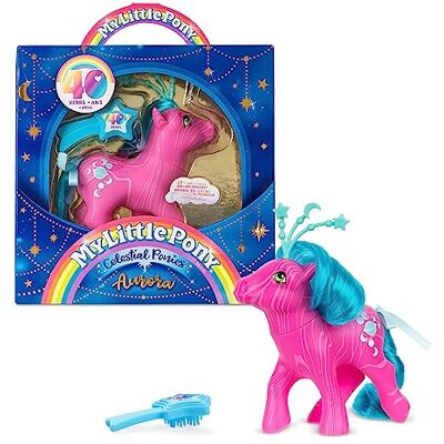Basic Fun Pony Celeste Aurora, My Little Pony, , , Cavallo Giocattolo Retrò per Bambine e Bambini, Figurina di Pony Rosa 40° Anniversario, Include Corona Celeste e Accessori, Dai 4 Anni in su Basic Fun Pony Celeste Aurora, My Little Pony, , , Cavallo Giocattolo Retrò per Bambine e Bambini, Figurina di Pony Rosa 40° Anniversario, Include Corona Celeste e Accessori, Dai 4 Anni in su
