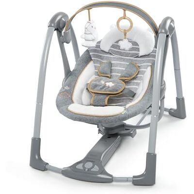 Ingenuity Swing 'n Go Deluxe a 5 velocità con imbracatura imbottita pieghevole, portatile, 2 giocattoli di peluche e suoni, 0-9 mesi (Bella Teddy) Ingenuity Swing 'n Go Deluxe a 5 velocità con imbracatura imbottita pieghevole, portatile, 2 giocattoli di peluche e suoni, 0-9 mesi (Bella Teddy)