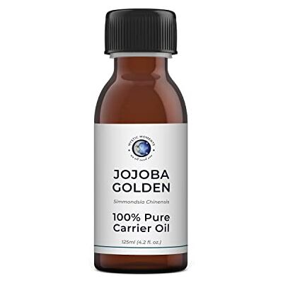 Mystic Moments Olio vettore di jojoba dorato 125ml Olio vettore di jojoba dorato per pelle, capelli, massaggio e formule cosmetiche. Mystic Moments Olio vettore di jojoba dorato 125ml Olio vettore di jojoba dorato per pelle, capelli, massaggio e formule cosmetiche.