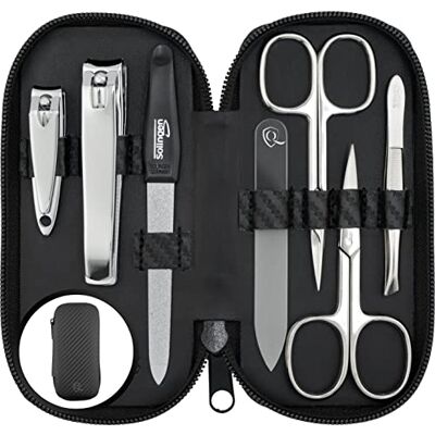 marQus Set Manicure Professionale – Kit da 7 Pezzi con Custodia in Similpelle look Carbonio. Include Tagliaunghie, Forbicine, Lima in Vetro e strumenti di qualità. Perfetto per Uomo, Donna e viaggi marQus Set Manicure Professionale – Kit da 7 Pezzi con Custodia in Similpelle look Carbonio. Include Tagliaunghie, Forbicine, Lima in Vetro e strumenti di qualità. Perfetto per Uomo, Donna e viaggi