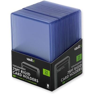 Vault X Toploader 75pt per Carte da Collezione, Premium Extra Spessi, Portacarte Rigidi Senza Giunture 3" x 4", Bustine Rigide, Protezione Trasparente TCG (Confezione da 25) Vault X Toploader 75pt per Carte da Collezione, Premium Extra Spessi, Portacarte Rigidi Senza Giunture 3" x 4", Bustine Rigide, Protezione Trasparente TCG (Confezione da 25)