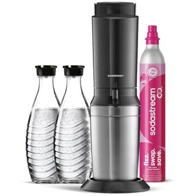 sodastream Crystal – Gasatore per realizzare acqua frizzante e bevande Gasatore d’acqua con cilindro CO₂ fino a 60L, 2 caraffe in vetro da 0,7L riutilizzabili e lavabili in lavastoviglie sodastream Crystal – Gasatore per realizzare acqua frizzante e bevande Gasatore d’acqua con cilindro CO₂ fino a 60L, 2 caraffe in vetro da 0,7L riutilizzabili e lavabili in lavastoviglie