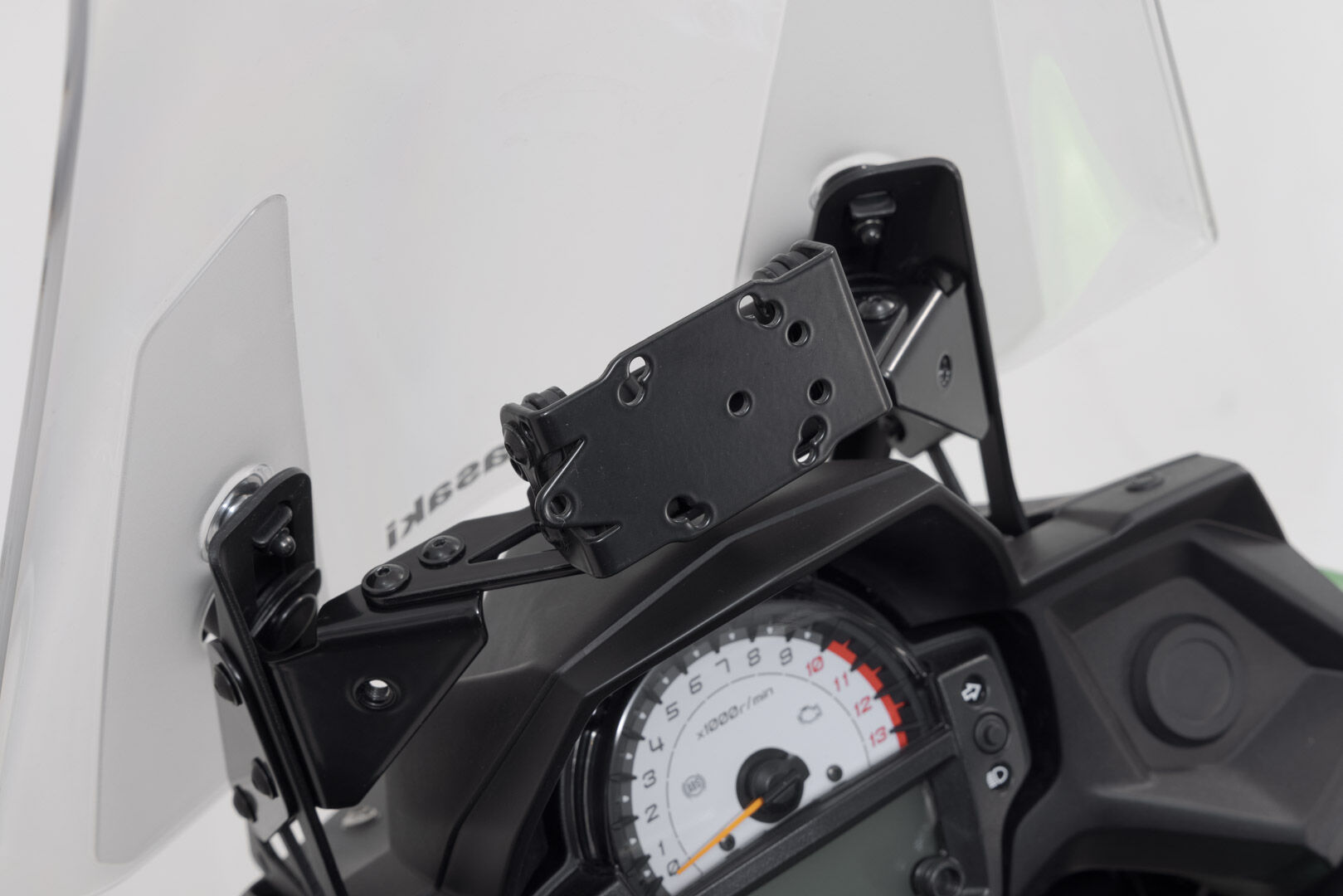 sw-motech supporto gps  per pozzetto - nero. kawasaki versys 650 (14-21).