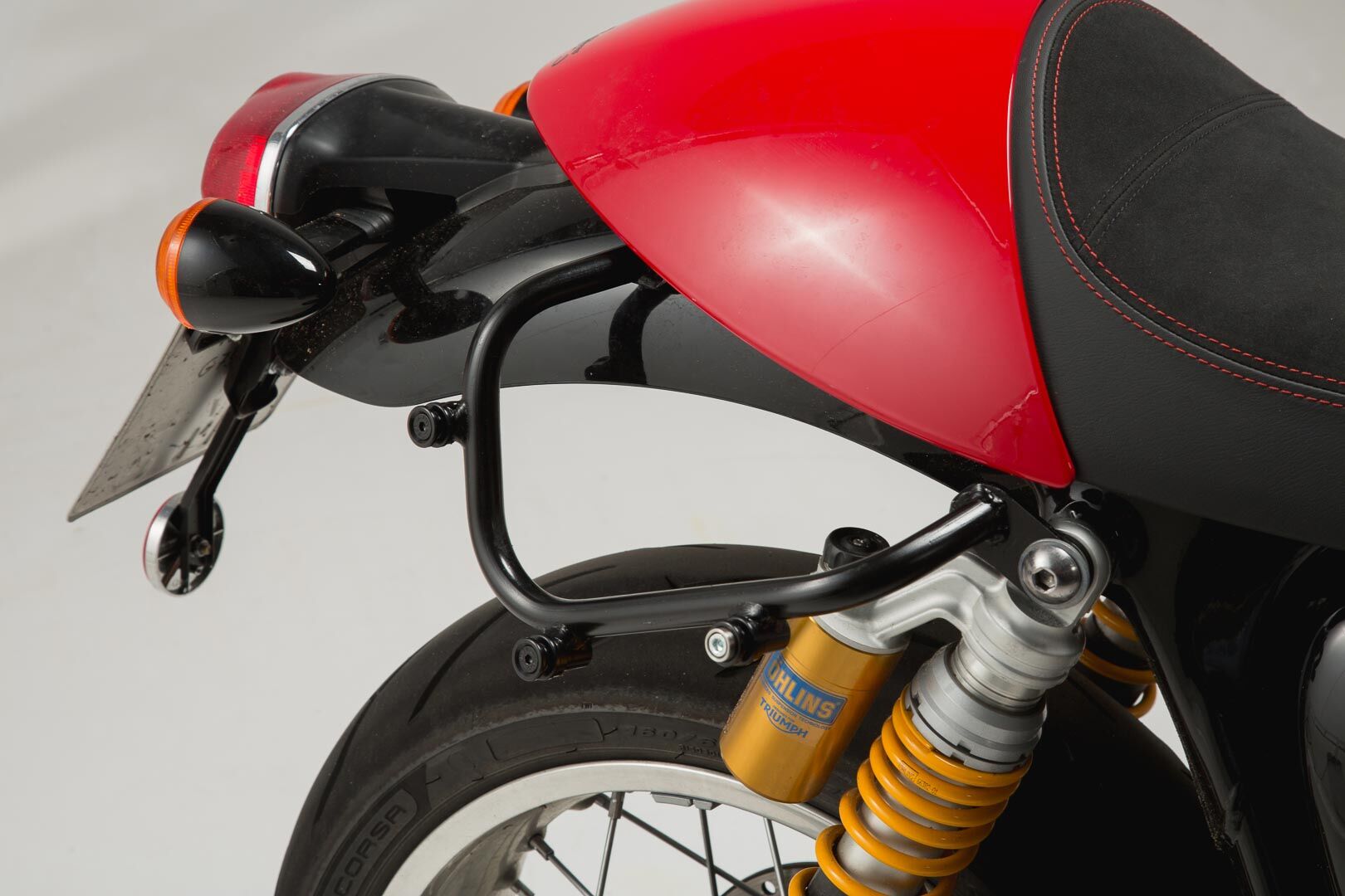 sw-motech slc portapacchi laterale destro - triumph thruxton 1200/r (16-19), tfc (18-).