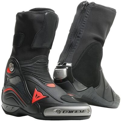 Stivali Dainese Axial D1 Air - Ventilati, Sportivi Stivali Dainese Axial D1 Air - Ventilati, Sportivi