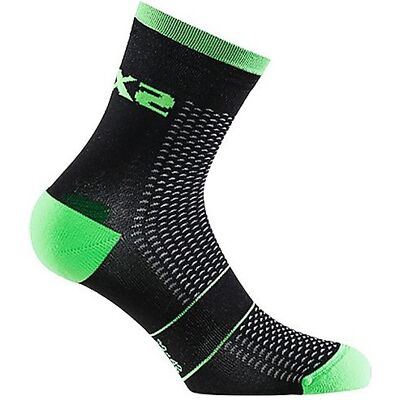 Calza Corta con Catarifrangenti SIXS Nero Verde taglia 47-49 Calza Corta con Catarifrangenti SIXS Nero Verde taglia 47-49
