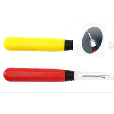 OEM 2 Infila-ago Illuminati A Led E 1 Strumento Da Cucito Illuminato A Led (senza Batterie) Per Ricamo E Cucito Fai Da Te. OEM 2 Infila-ago Illuminati A Led E 1 Strumento Da Cucito Illuminato A Led (senza Batterie) Per Ricamo E Cucito Fai Da Te.