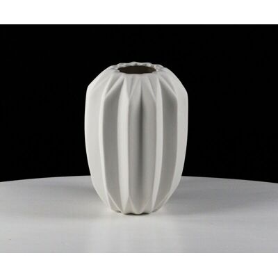OEM Vaso Decorativo In Ceramica Bianca Con Bordi Scanalati Milano - 21 Cm OEM Vaso Decorativo In Ceramica Bianca Con Bordi Scanalati Milano - 21 Cm