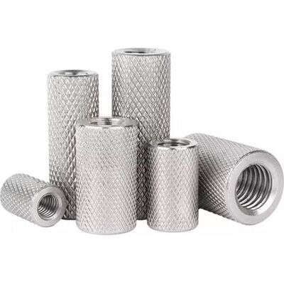 OEM Set Di 6 Dadi Tondi Zigrinati M8 X 20 Mm In Acciaio Inox - Dado Tondo - Distanziali - Filettatura Interna Su Entrambi I Lati - Manici Filettati - Diametro: 12 Mm OEM Set Di 6 Dadi Tondi Zigrinati M8 X 20 Mm In Acciaio Inox - Dado Tondo - Distanziali - Filettatura Interna Su Entrambi I Lati - Manici Filettati - Diametro: 12 Mm