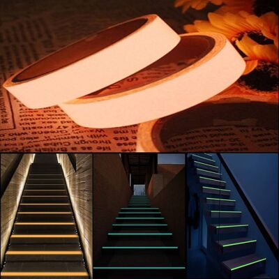 STICKERSLAB Nastro Adesivo Luminescente Fosforescente Arancione - Lunghezza: 50mm(5cm) X 2mt STICKERSLAB Nastro Adesivo Luminescente Fosforescente Arancione - Lunghezza: 50mm(5cm) X 2mt