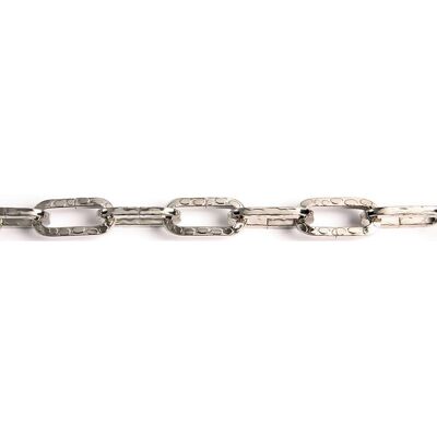 OEM Catena Ornamentale Pretagliata Martellata Quadrata 2,5 Mt - Bronzata OEM Catena Ornamentale Pretagliata Martellata Quadrata 2,5 Mt - Bronzata
