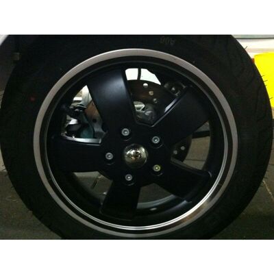 3M - Strisce Per Cerchi Scooter Adesive Rifrangenti Materiale Colore - Bianco 3M - Strisce Per Cerchi Scooter Adesive Rifrangenti Materiale Colore - Bianco