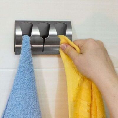 ENLENK Portasciugamano Da Bagno Adesivo, Appendino Per Asciugamani Da Cucina Con 3 Ganci In Acciaio Inox Spazzolato, 10 Kg ENLENK Portasciugamano Da Bagno Adesivo, Appendino Per Asciugamani Da Cucina Con 3 Ganci In Acciaio Inox Spazzolato, 10 Kg