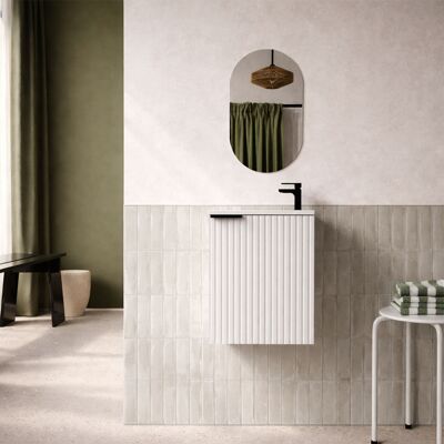 AURLANE Set Mobile Da Bagno Salvaspazio In Mdf Ondulato Bianco 40x50x22 Cm E Specchio Ovale - Milo AURLANE Set Mobile Da Bagno Salvaspazio In Mdf Ondulato Bianco 40x50x22 Cm E Specchio Ovale - Milo