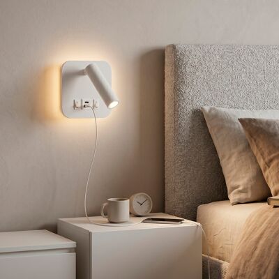 GREENICE Faretto Led Quadrato Da 9w Con Uscita Usb-c, 630lm, 3000k, Bianco GREENICE Faretto Led Quadrato Da 9w Con Uscita Usb-c, 630lm, 3000k, Bianco