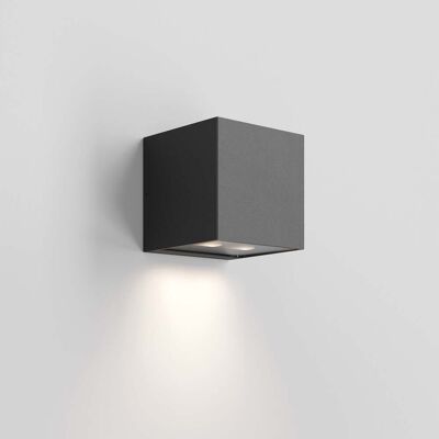 ZAFFERANO Forward Lampada Da Parete Per Esterni A 2 Luci Asimmetrica, Struttura In Alluminio, Led Integrato 10,5w 3000k, Finitura Nero, Design Compatto Ip54 ZAFFERANO Forward Lampada Da Parete Per Esterni A 2 Luci Asimmetrica, Struttura In Alluminio, Led Integrato 10,5w 3000k, Finitura Nero, Design Compatto Ip54